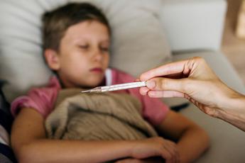 Influenza, lieve aumento: 510mila casi in 7 giorni e oltre 3,3 mln da inizio stagione