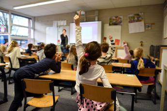 Scuola, medici igienisti: “In riforma educazione a salute e prevenzione dipendenze”