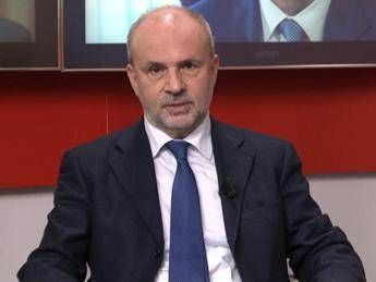 Chirurgia, Schillaci: “Nostra eccellenza, confermata proroga scudo penale per 2025”